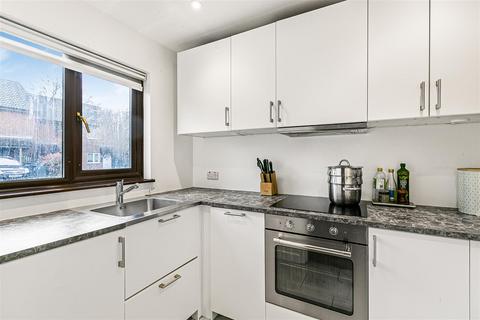 3 bedroom terraced house for sale, Haygreen Close, Kingston Upon Thames KT2