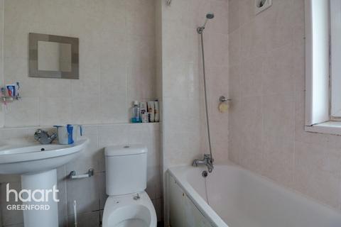 undefined, Wallis Road, Southall