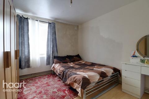 undefined, Wallis Road, Southall