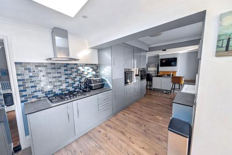 4 bedroom semi-detached house for sale, Bishopton Avenue, Stockton-on-Tees, Durham, TS19 0RA