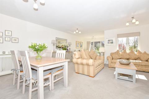 3 bedroom end of terrace house for sale, Hawthornden Grove, Maidstone ME18