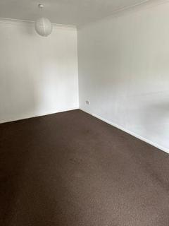 1 bedroom flat for sale, Rosefield Road, Staines-upon-Thames TW18