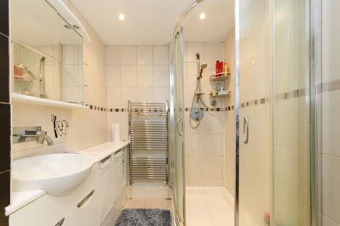 2 bedroom flat for sale, Tenterden Grove, Edinburgh House, NW4