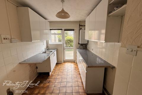 3 bedroom terraced house for sale, Sarsfeld Road, LONDON