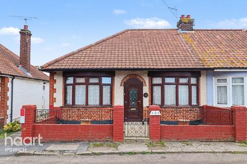 2 bedroom semi-detached bungalow for sale, Pearl Road, Ipswich