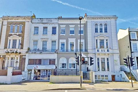 1 bedroom flat for sale, Holloway Road, London