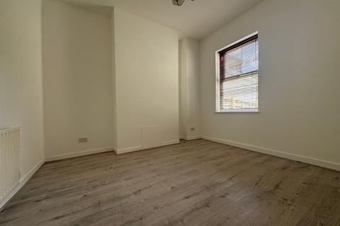 1 bedroom flat to rent, Choumert Road, SE15