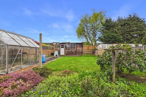 3 bedroom semi-detached house for sale, Shelson Avenue, Feltham, Middlesex, TW13