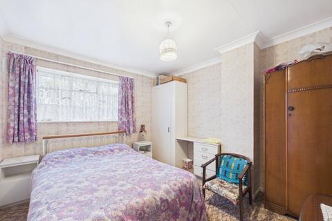 3 bedroom semi-detached house for sale, Shelson Avenue, Feltham, Middlesex, TW13
