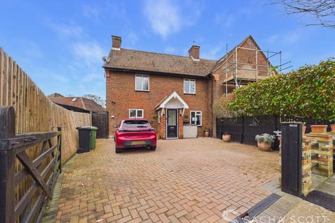 Yewlands Close, Banstead, SM7