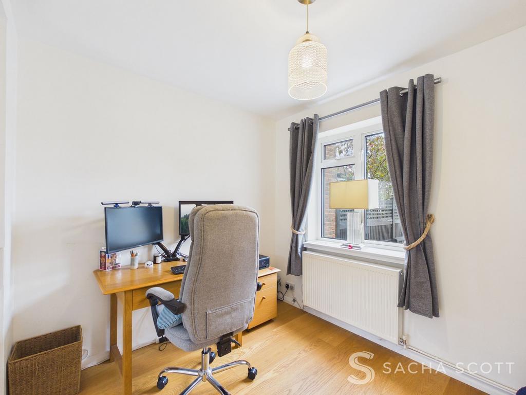 Study / Dining Area