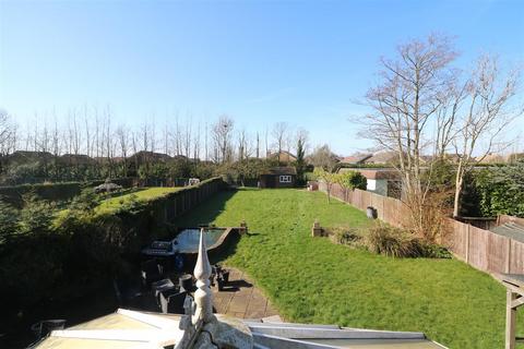 5 bedroom detached house for sale, Sandy Hill, Werrington, Stoke-On-Trent