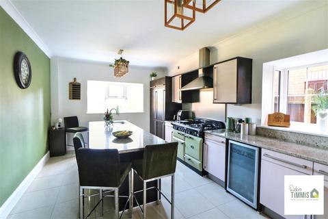 5 bedroom detached house for sale, Sandy Hill, Werrington, Stoke-On-Trent