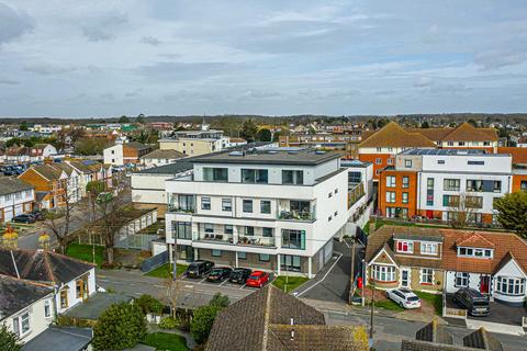 3 bedroom penthouse for sale, Benfleet SS7