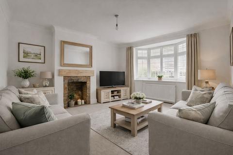 3 bedroom semi-detached house for sale, Lynette Avenue, Rochester ME2