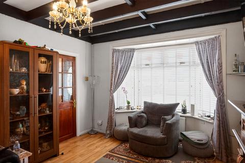 undefined, Kingsholm Gardens, London, SE9