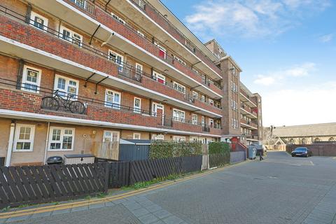 2 bedroom flat for sale, Dartington House, Union Grove, London, SW8
