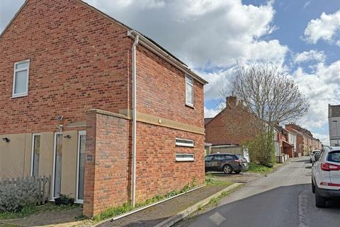 undefined, Bond Street, TROWBRIDGE