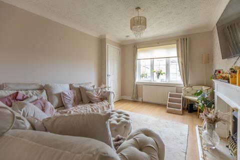 2 bedroom semi-detached house for sale, Appleby Close, East Kilbride G75