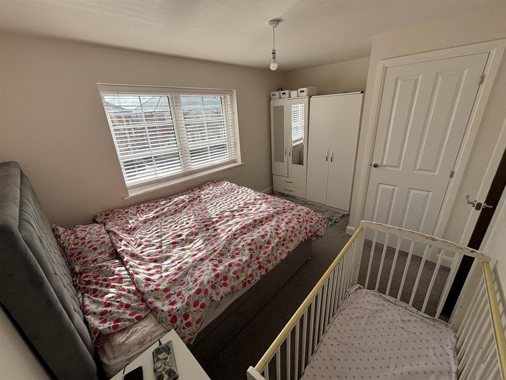 Bedroom One.jpg