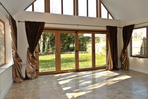 undefined, Shelton, Newark, NG23