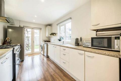 3 bedroom terraced house to rent, Seaford Road, London W13