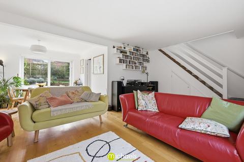 4 bedroom detached house for sale, Dixon Way, Wivenhoe, Colchester, CO7