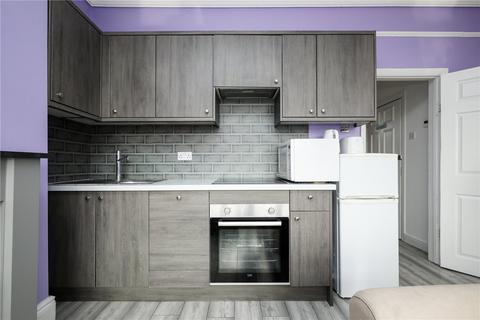 2 bedroom apartment for sale, Lynton Road, London, W3