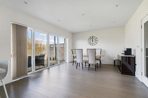 5 bedroom detached house for sale, Champlain Street, Reading, RG2