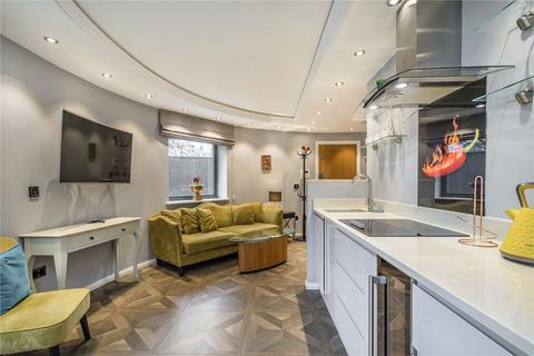 1 bedroom flat to rent, Horsley Court, London SW1P
