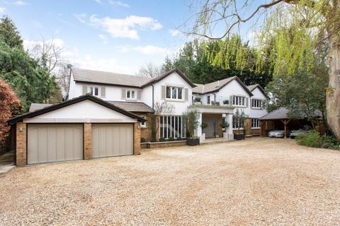 undefined, Monks Hood, Ferry Lane, Medmenham, Marlow, Buckinghamshire, SL7 2EZ