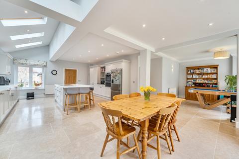 5 bedroom detached house for sale, Little Fryth, Finchampstead, Wokingham, Berkshire, RG40
