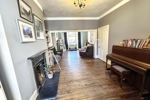 4 bedroom terraced house for sale, Laburnum Avenue, Wallsend, Tyne and Wear, NE28 8HG