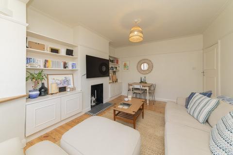 2 bedroom flat for sale, GLENHURST ROAD, NORTH FINCHLEY, N12