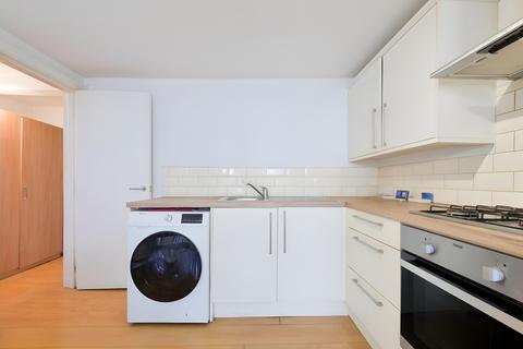 undefined, Eardley Road London SW16