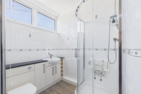undefined, Gorringe Avenue, Dartford DA4