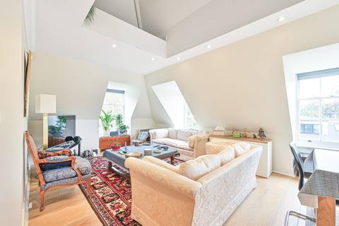2 bedroom flat to rent, West Heath Avenue, Golders Green, London, NW11