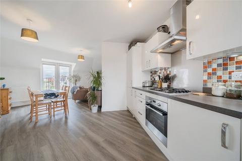 2 bedroom apartment to rent, Whitlock Avenue, Berkshire RG40