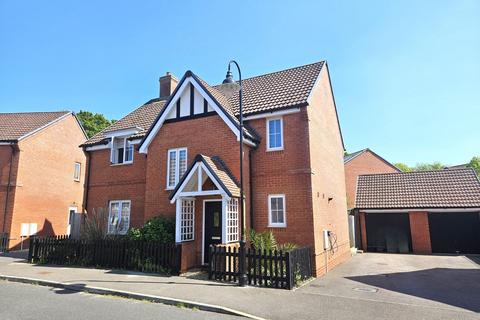 4 bedroom detached house for sale, Savernake Way, Fair Oak, Eastleigh, Hampshire, SO50