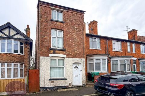 4 bedroom terraced house for sale, Corby Road, Nottingham, NG3