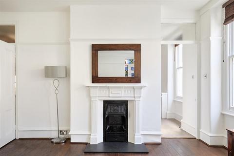 undefined, Lower Richmond Road, Putney, SW15