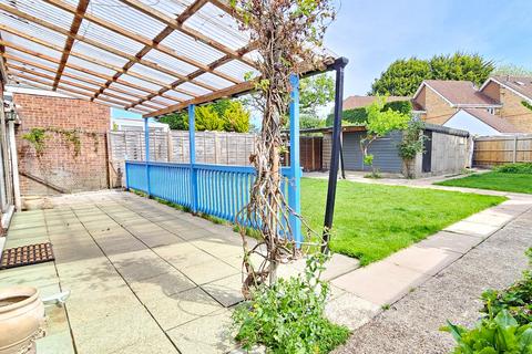 3 bedroom detached house for sale, Bedford Avenue