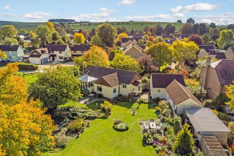 4 bedroom detached bungalow for sale, Church Street, Wylye, Warminster