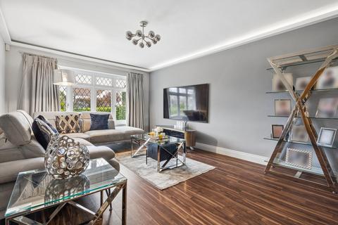 4 bedroom detached house for sale, Beacon Way, Rickmansworth, Herts, WD3