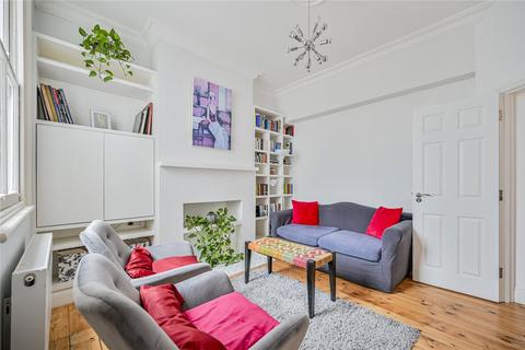 3 bedroom terraced house for sale, Livingstone Road, London, N13