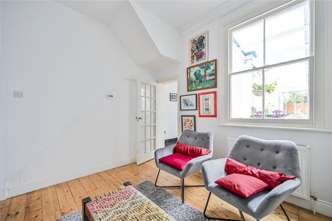 3 bedroom terraced house for sale, Livingstone Road, London, N13