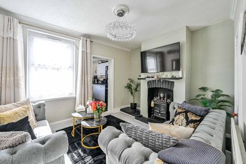 undefined, Boundary Road, Woking, GU21