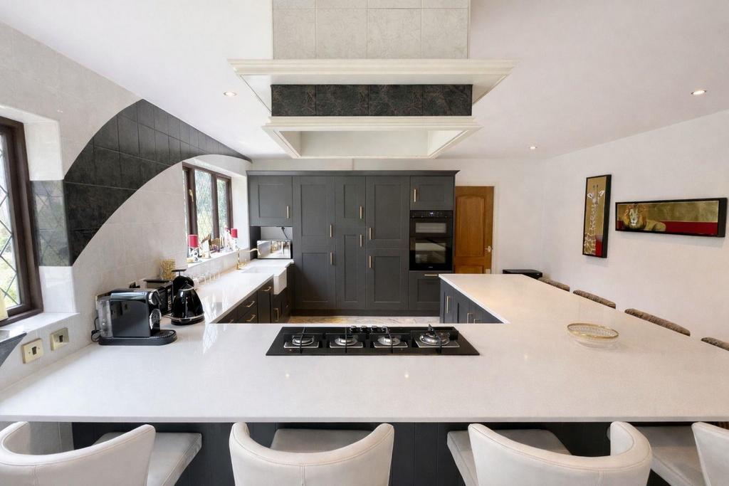 Dale kitchen 3.jpg