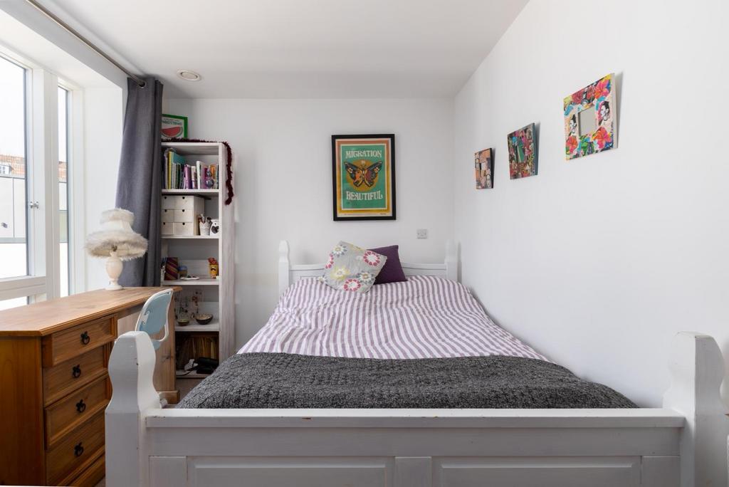 Flat 21, Cooperage Court BS3 1 FF-7.jpg