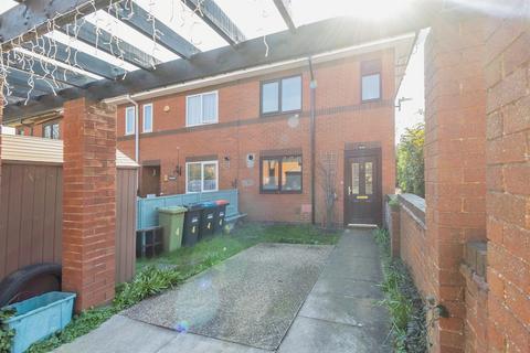 undefined, Tamarisk Court, Walnut Tree, Milton Keynes